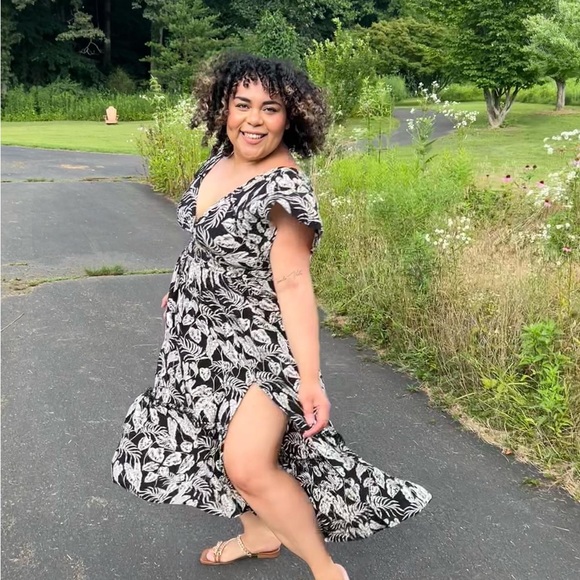 Meet your Posher, Alexandra (Alex) - Picture 4 of 4